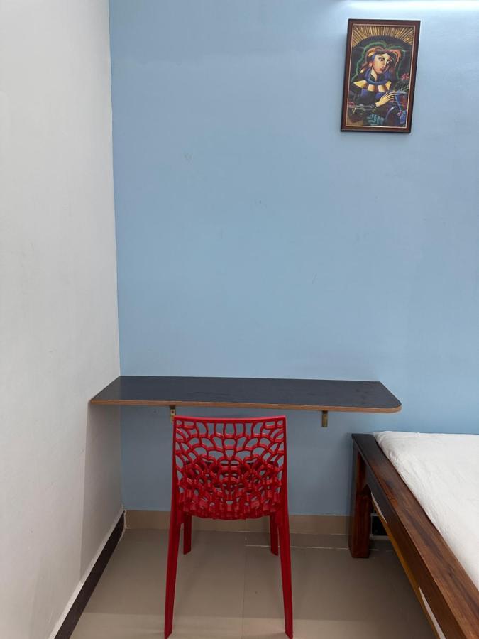 ホテル Mps Saai Residency Tiruvannāmalai エクステリア 写真