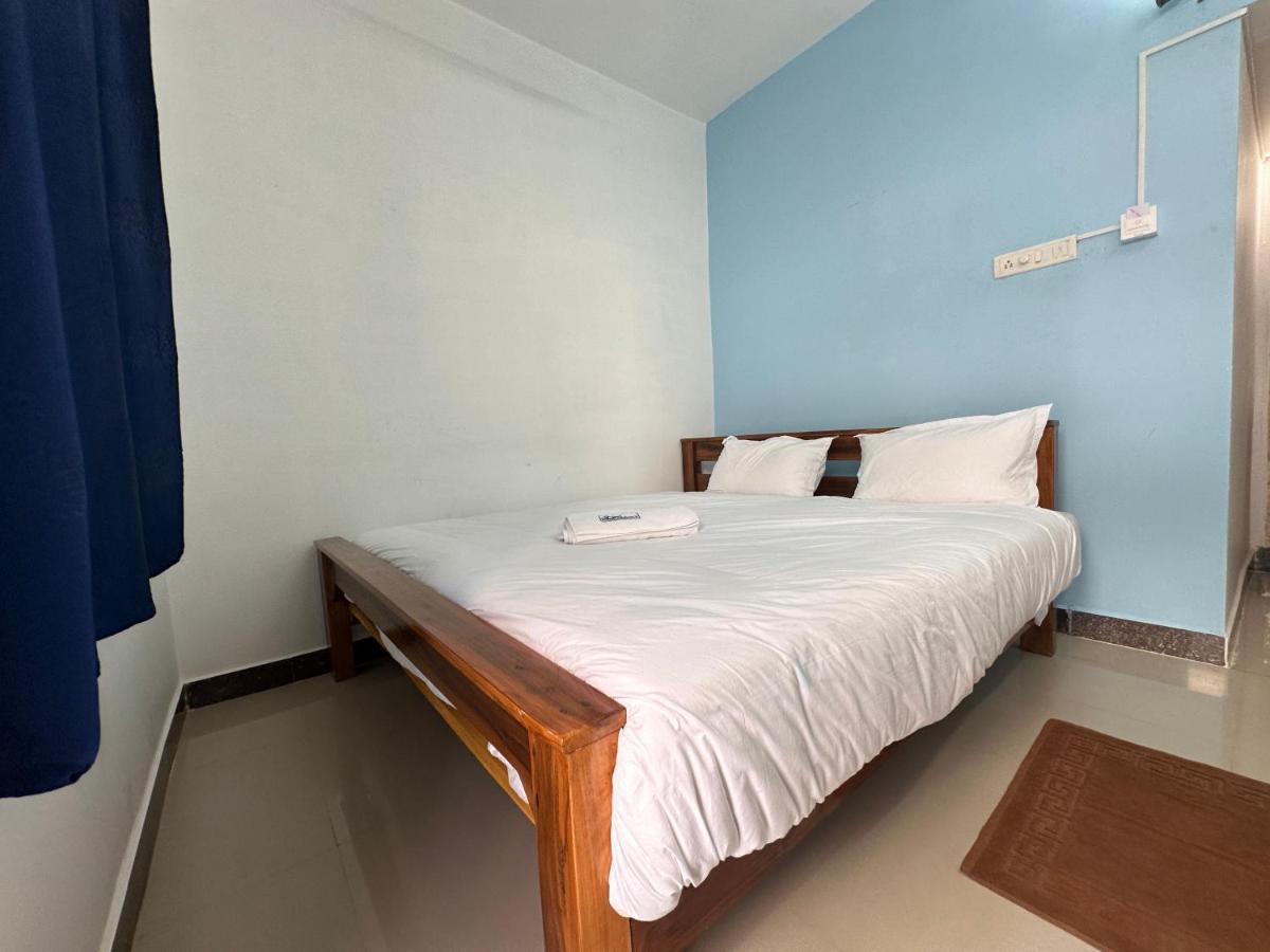ホテル Mps Saai Residency Tiruvannāmalai エクステリア 写真