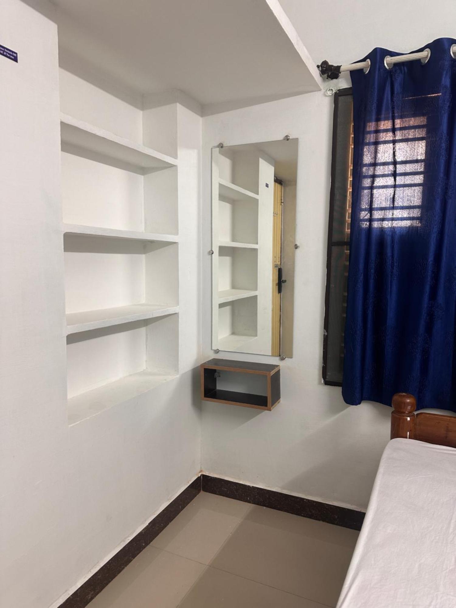 ホテル Mps Saai Residency Tiruvannāmalai エクステリア 写真